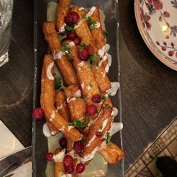 Sthlm Tapas - Halloumi pommes med sirap och tranbär mm