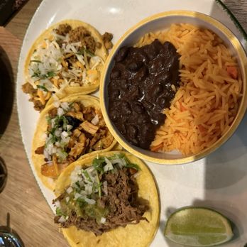 3 Mariachis - Mariachi 1- Birria, chicken, al pastor - Mexican Near Me - Vaughan, Ontario