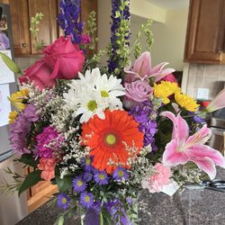 Streamwood Florist - Get well soon florals