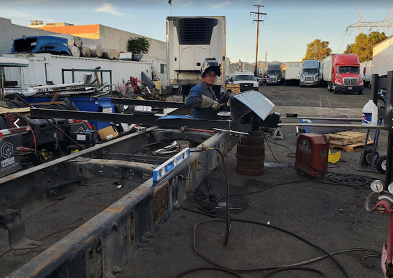 Commercial Truck/Trailer Repairs - We provide premium commercial truck/ trailer repair services. Specializing in Cummins and Detroit engines. Schedule an appointment to see why people have been choosing us since 2015! Commercial Truck/Trailer Repairs - We provide premium commercial truck/ trailer repair services. Specializing in Cummins and Detroit engines. Schedule an appointment to see why people have been choosing us since 2015!