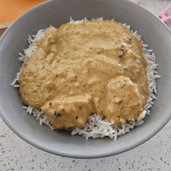 Himalayan Indian Kitchen - Chicken korma over rice - Indian Near Me - Apple Valley, California