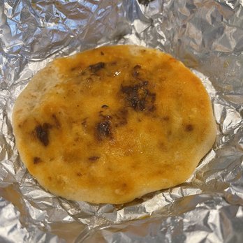 La Santaneca - Pupusa de Queso y Chorizo - Salvadoran Near Me - Carson City, Nevada La Santaneca - Pupusa de Queso y Chorizo - Salvadoran Near Me - Carson City, Nevada