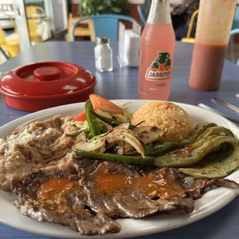 Montes Mexican Restaurant - Carne asada plate - Mexican Near Me - Santa Ana, California Montes Mexican Restaurant - Carne asada plate - Mexican Near Me - Santa Ana, California