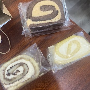 Gingham Girl Cake Rolls & Creations - Cake Rolls - Desserts Near Me - Monroe, North Carolina Gingham Girl Cake Rolls & Creations - Cake Rolls - Desserts Near Me - Monroe, North Carolina
