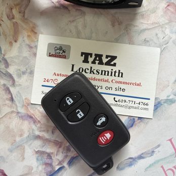 TAZ Locksmith - new key fob - Keys & Locksmiths Near Me