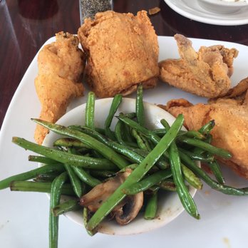 The Ashford House - Fried chicken special - Irish Near Me - Tinley Park, Illinois The Ashford House - Fried chicken special - Irish Near Me - Tinley Park, Illinois