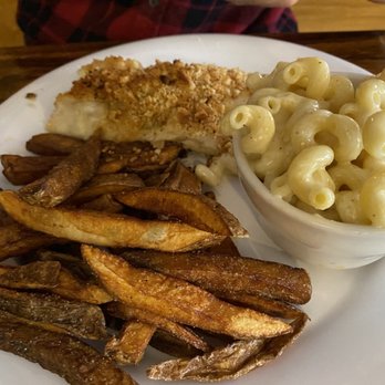 Saloon No  6 - My husband got the baked fish with fries and Mac and cheese - Cocktail Bars Near Me - Webster, Massachusetts