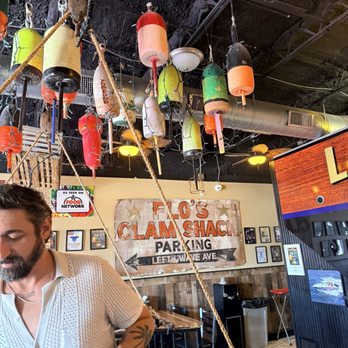 Flo’s Clam Shack - Seafood Near Me - Naples, Florida