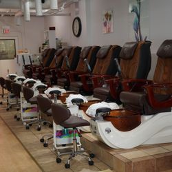 Elegance Nail and Spa