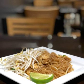 Lamoon Thai - Pad Thai - Thai Near Me - Silver Spring, Maryland