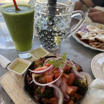 Sage Social Eatery - Soy chorizo skillet and green smoothie - Latin American Near Me - Covina, California Sage Social Eatery - Soy chorizo skillet and green smoothie - Latin American Near Me - Covina, California