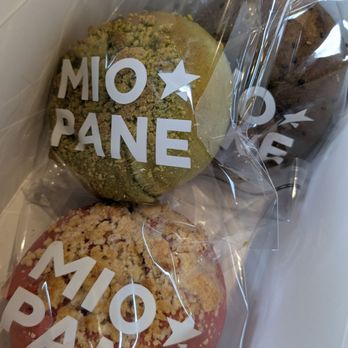 Miopane - Strawberry shortcake bagel, matcha crumble and the black sesame cream cheese yumminess - Bakeries Near Me - Pasadena, California