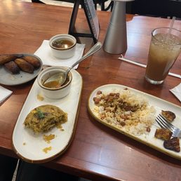 TriFongo, Rice & Beans plus sweet plantains. And my Tamarindo all Natural drink. Wepaaa TriFongo, Rice & Beans plus sweet plantains. And my Tamarindo all Natural drink. Wepaaa