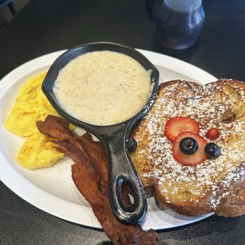 Grits and Eggs Breakfast Kitchen - Breakfast & Brunch Near Me - Atlanta, Georgia Grits and Eggs Breakfast Kitchen - Breakfast & Brunch Near Me - Atlanta, Georgia