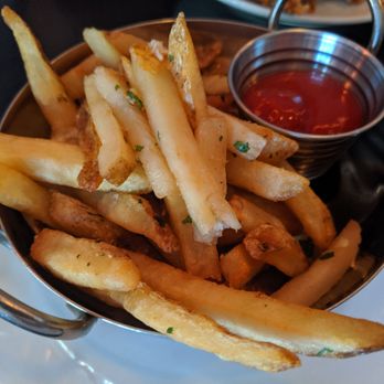 Gray Tavern - Garlic fries - Breakfast & Brunch Near Me - Los Angeles, California Gray Tavern - Garlic fries - Breakfast & Brunch Near Me - Los Angeles, California