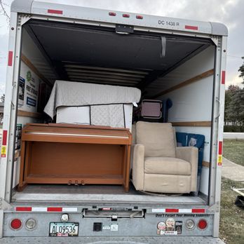 Onops Moving - furniture movers near me, couch moving service, heavy furniture moving, piano movers, apartment furniture moving - Movers Near Me