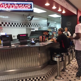 Steak ’n Shake - Fast Food Near Me - Gurnee, Illinois
