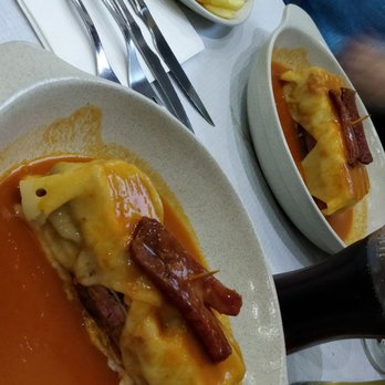 Bufete Fase - We ordered 1 francesinha to be split up in two. It's more than enough and super delicious - Portuguese Near Me - Porto, 13 Bufete Fase - We ordered 1 francesinha to be split up in two. It's more than enough and super delicious - Portuguese Near Me - Porto, 13