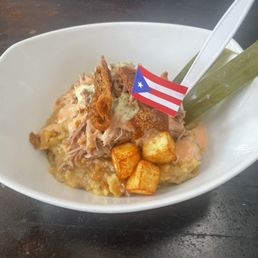 Mofongo con pernil