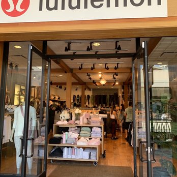 Lululemon - Sports Wear Near Me - Honolulu, Hawaii