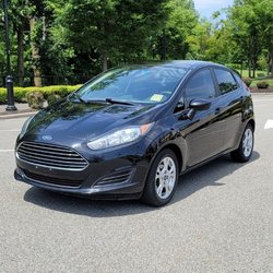 Divano Rent-A-Car