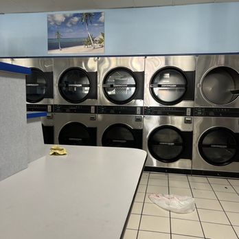 Speed Wash Laundry - Laundry Services Near Me - Riverside, California