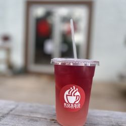 Rosso Coffee Bar - Hibiscus tea in a hot summer day