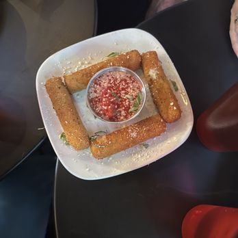 Emmett's - Mozzarella Sticks - American Near Me - New York, New York