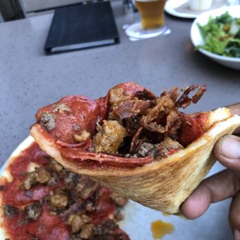 Yard House - Paleo no cheese heavy sauce 2 cut #pizza #calzone #Taco #falafel #bacon #beer - New American Near Me - Honolulu, Hawaii Yard House - Paleo no cheese heavy sauce 2 cut #pizza #calzone #Taco #falafel #bacon #beer - New American Near Me - Honolulu, Hawaii