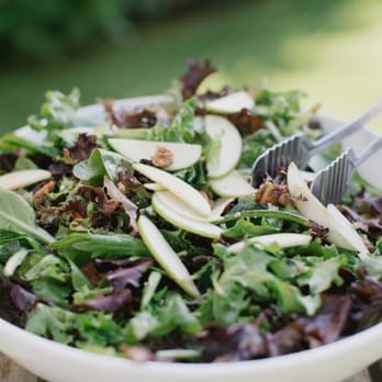 Feast For A King Catering - Summer mixed green salad with green apples and blue cheese - Caterers Near Me Feast For A King Catering - Summer mixed green salad with green apples and blue cheese - Caterers Near Me