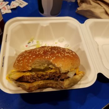 The Burger Kitchen - Cheese burger no sauce - Burgers Near Me - Cypress Gardens, Florida