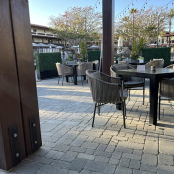Ox & Ocean - Empty seats before 5 - Breakfast & Brunch Near Me - Oxnard, California