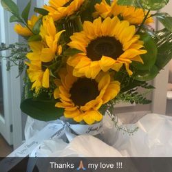 YSD Events & Flowers - Assorted arrangement