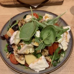Goat cheese salad