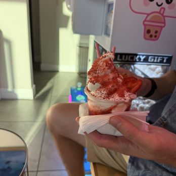 Nobibi - Strawberry gush - Ice Cream & Frozen Yogurt Near Me - Santa Ana, California Nobibi - Strawberry gush - Ice Cream & Frozen Yogurt Near Me - Santa Ana, California