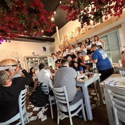 Taverna Opa Orlando - The crowd was also expected to get involved