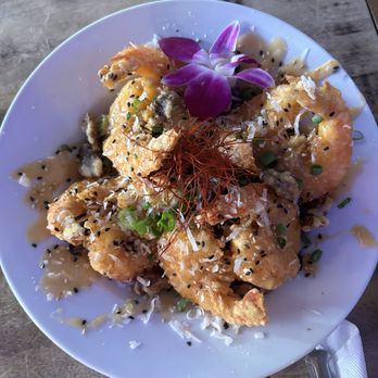 Leahi Bar & Grill - honey walnut shrimp - Bars Near Me - Honolulu, Hawaii Leahi Bar & Grill - honey walnut shrimp - Bars Near Me - Honolulu, Hawaii