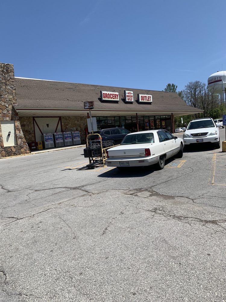 UNITED GROCERY OUTLET Updated August 2024 106 Woodmere Mall