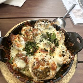Catch-a-Fire Pizza - Lebanon - Mushrooms - Pizza Near Me - Lebanon, Ohio Catch-a-Fire Pizza - Lebanon - Mushrooms - Pizza Near Me - Lebanon, Ohio