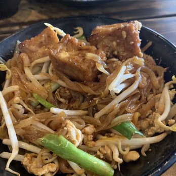 Sip Saam Thai - Pad Thai Lunch - Thai Near Me - Austin, Texas