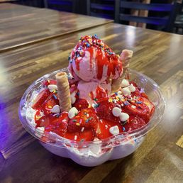 Strawberry Bingsoo Strawberry Bingsoo