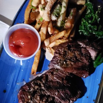 Dive Bar LIC - Dive Bars Near Me - Astoria, New York