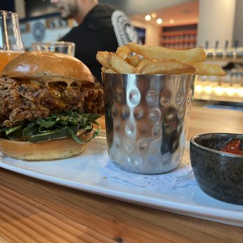 Ballast Point Brewing San Francisco - Fried chicken thigh sando - Breweries Near Me - San Francisco, California Ballast Point Brewing San Francisco - Fried chicken thigh sando - Breweries Near Me - San Francisco, California