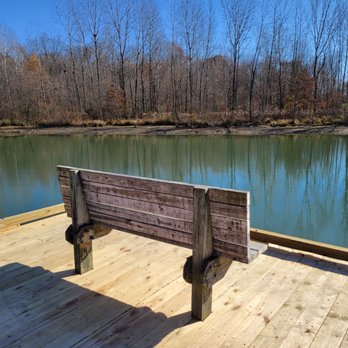 ML "Red" Trabue Nature Reserve - Bench by pond - Parks Near Me - Dublin, Ohio ML "Red" Trabue Nature Reserve - Bench by pond - Parks Near Me - Dublin, Ohio