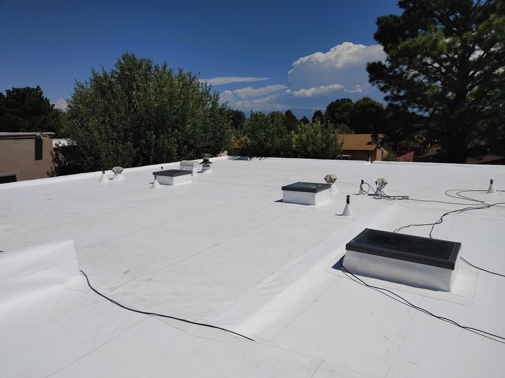 Slide of S&M Roofing