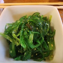 40 West Cafe - Seaweed Salad