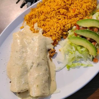 Tomatillo Authentic Mexican Flavors - Seafood buritto - Mexican Near Me - Kennewick, Washington
