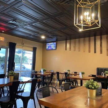 Spice and Gravy Southern Eatery - Inside the restaurant - Southern Near Me - Arlington, Texas