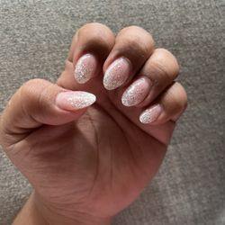 Angel Nails - Ombré dip powder with glitter