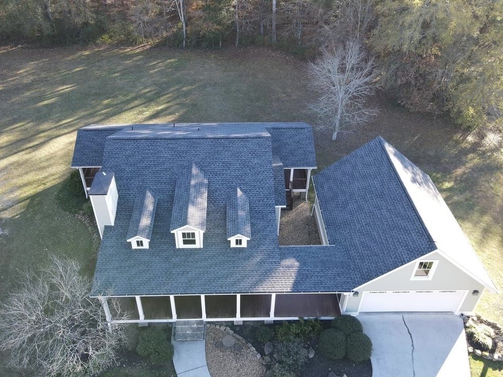 Slide of Oak Ridge Roofing